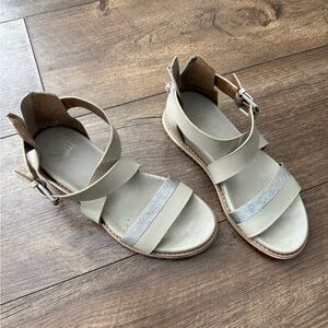 Sofft Cream and Silver Women's Sandals
